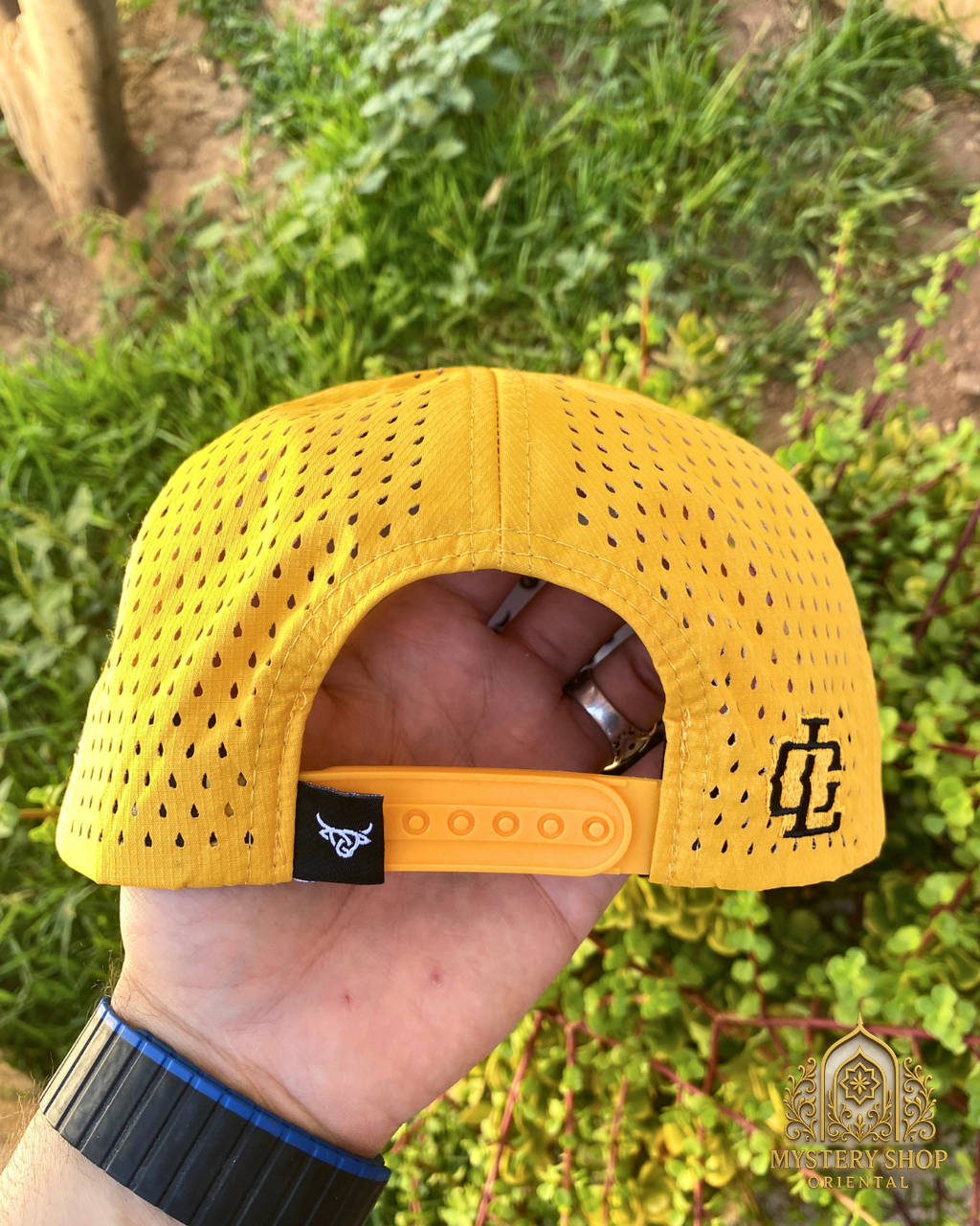 Casquette LOST CALF® – Bold Yellow Edition.