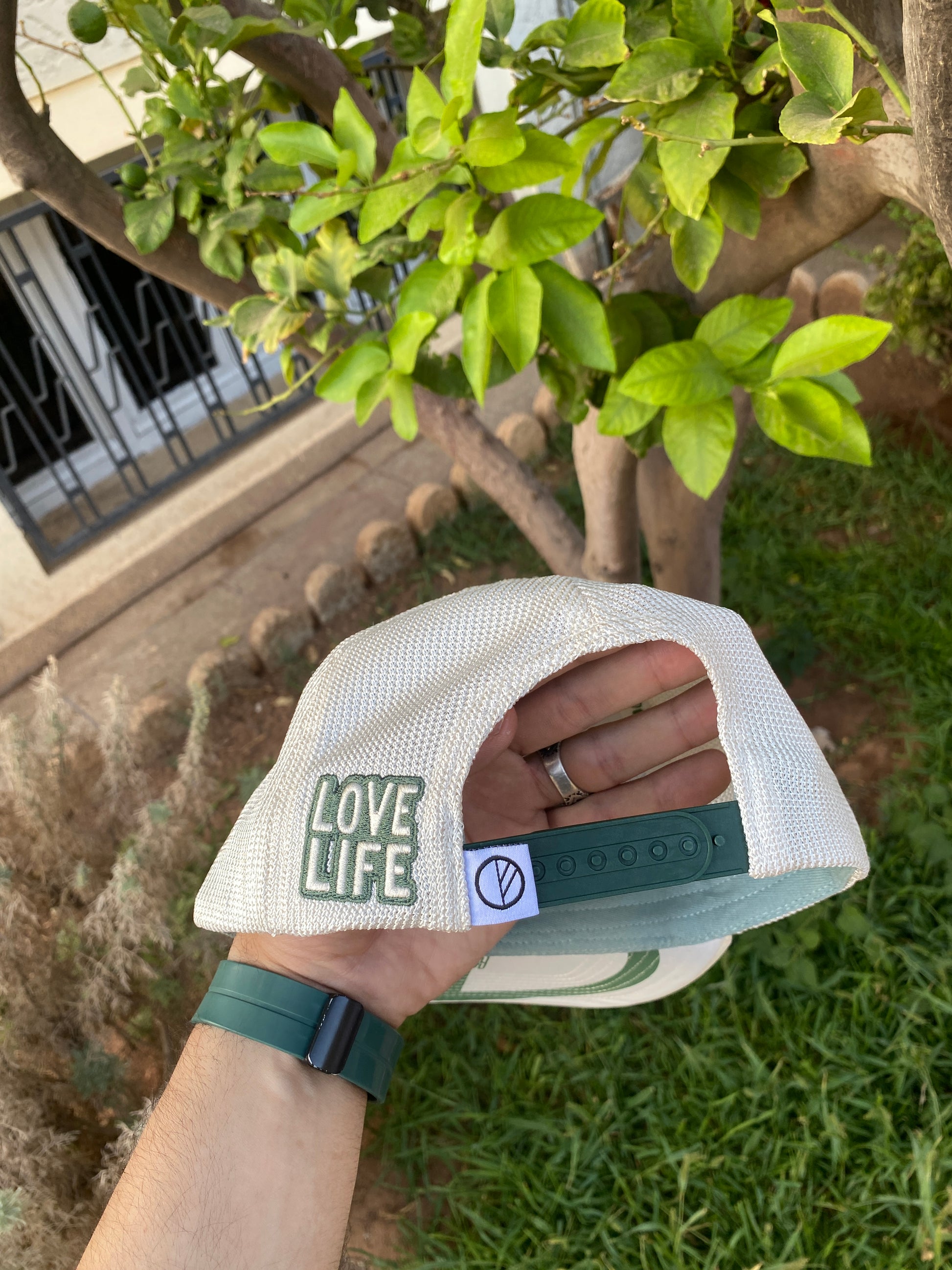 Casquette LOVE LIFE® – Serenity Green Edition.